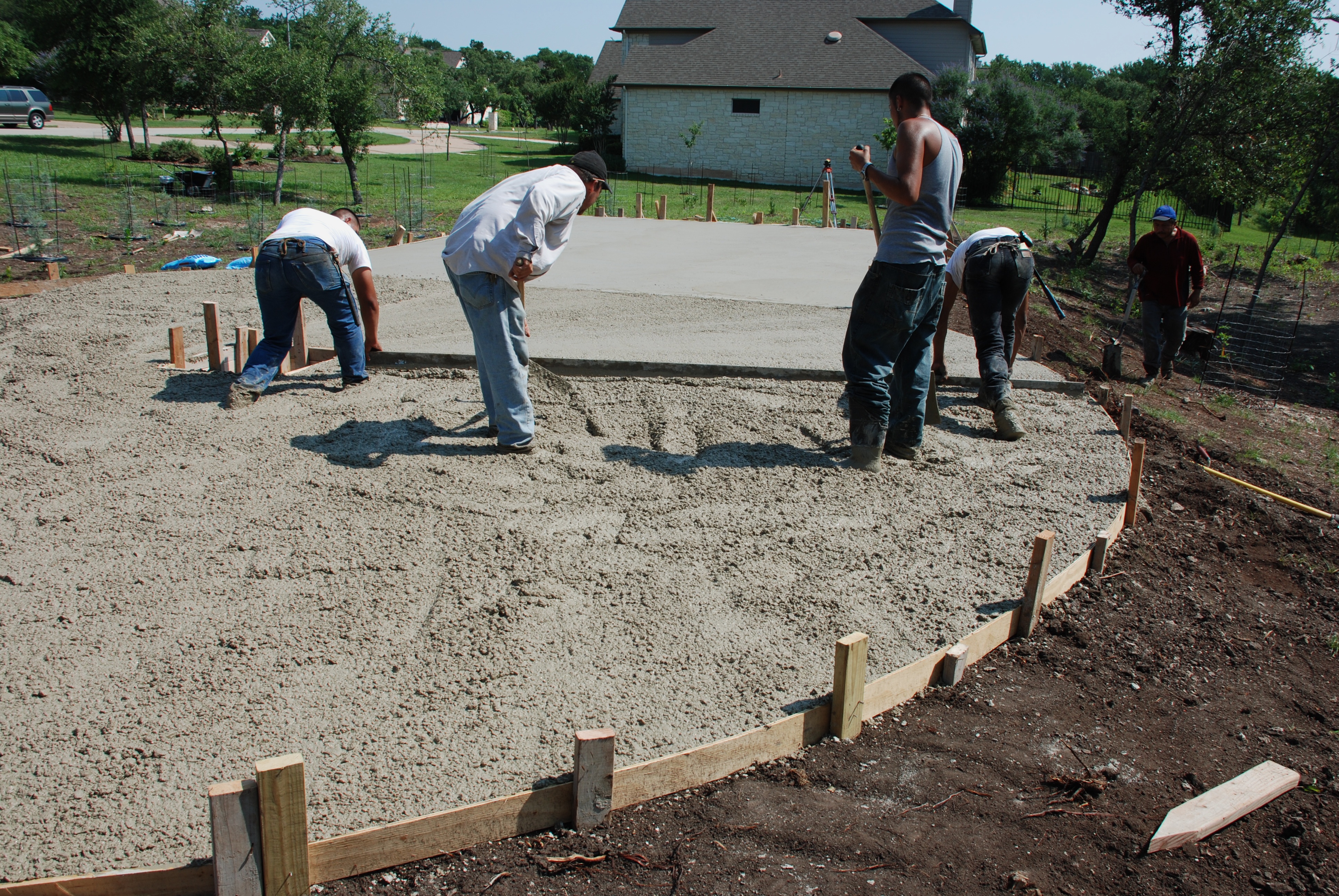 2010-05-29-66 Firepit Construction.jpg